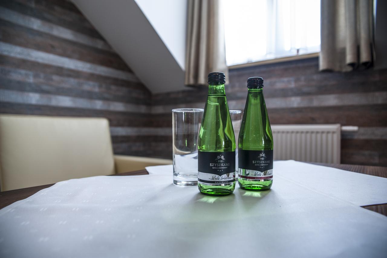 Hotel Pod Szyszkami Kozmin ภายนอก รูปภาพ